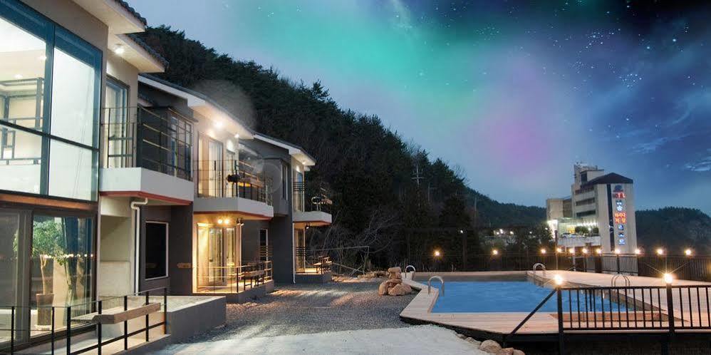 Aria Pension Hotel Namhae Exterior foto